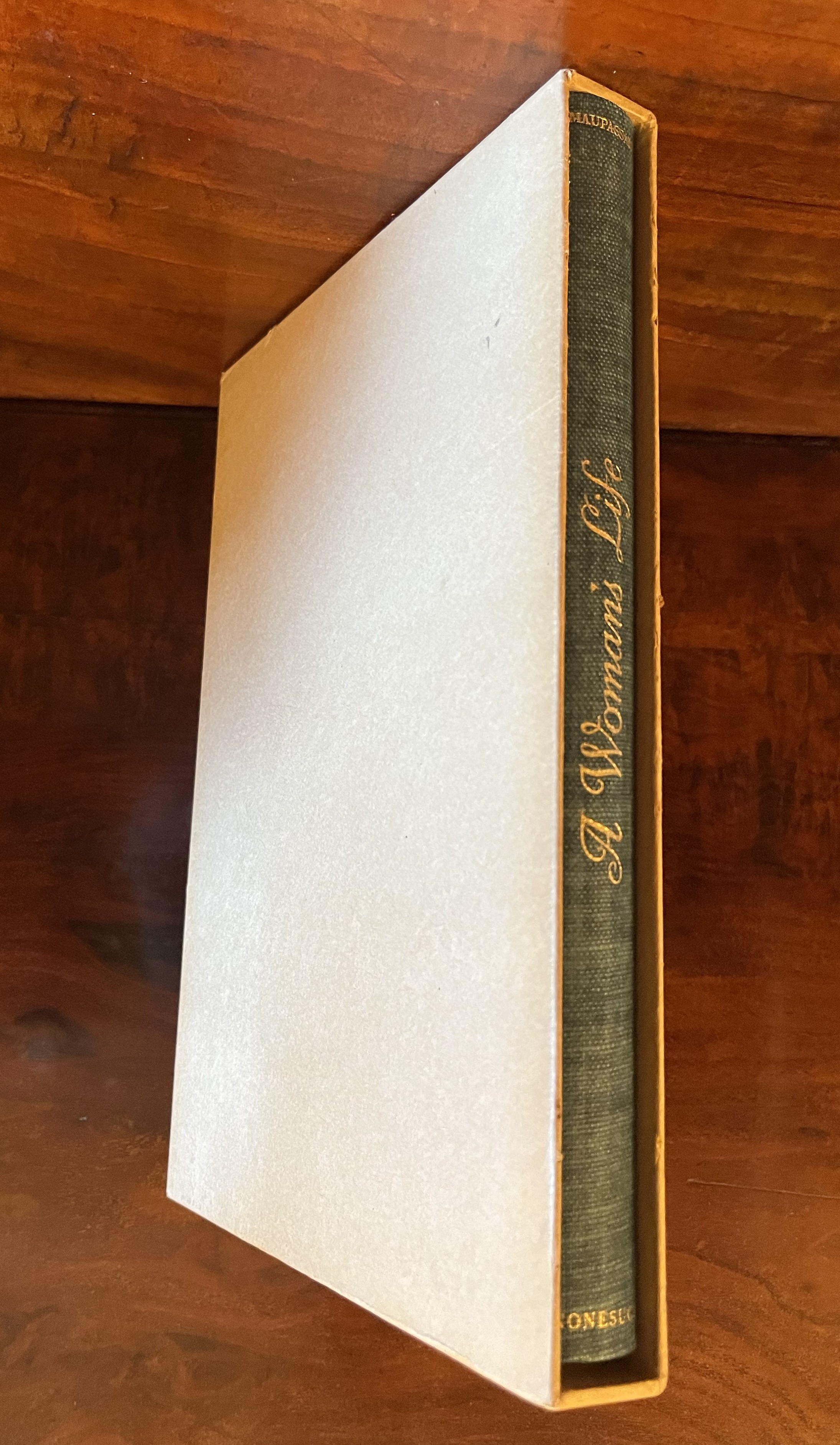 Maupassant, Guy de. A Woman's Life